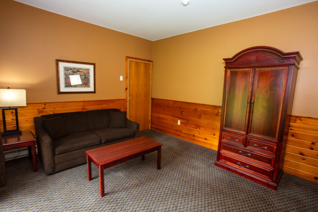 0181-Pine_Fireplace_Suite