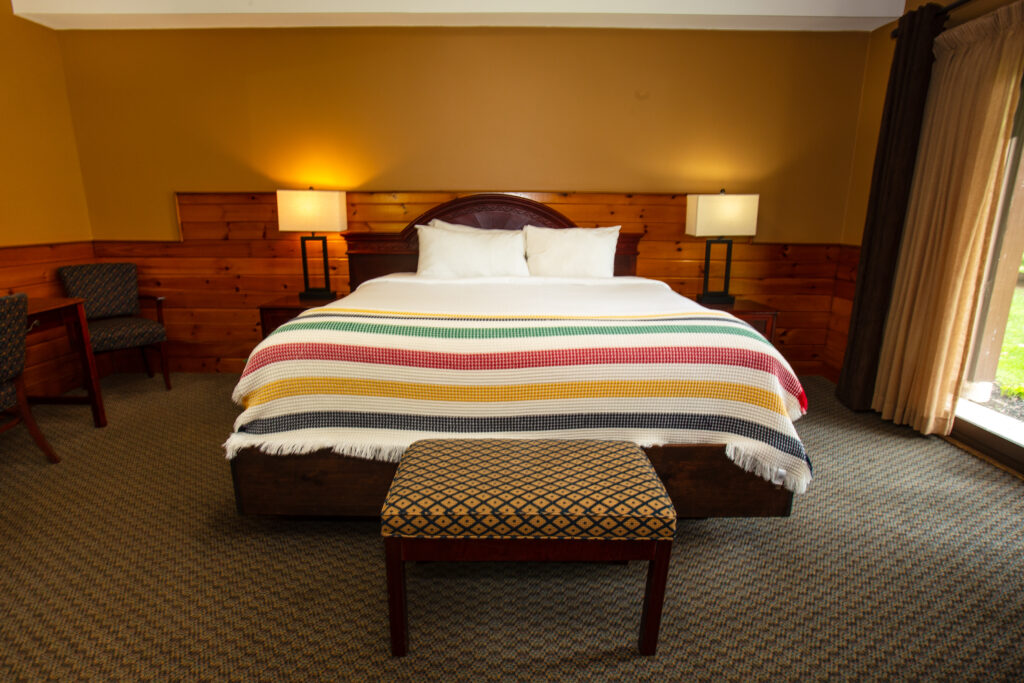 0184-Pine_Fireplace_Suite