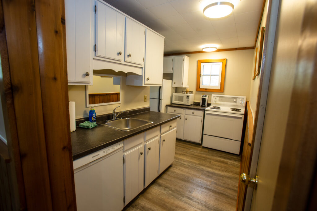 0244-Blue_Water_Cottage