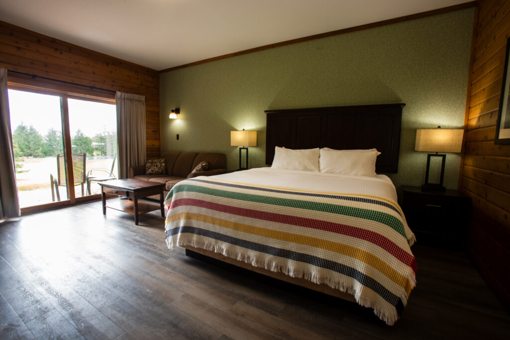 Main Deluxe Lower Floor