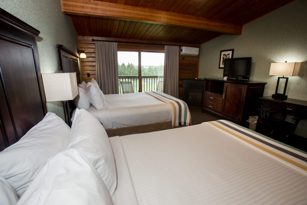 Main Lodge Upper Level Deluxe 2 Queen